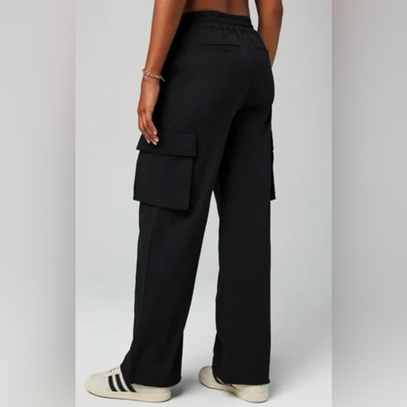 Fabletics Women's Heights Cargo Pants - Picture 3 of 16